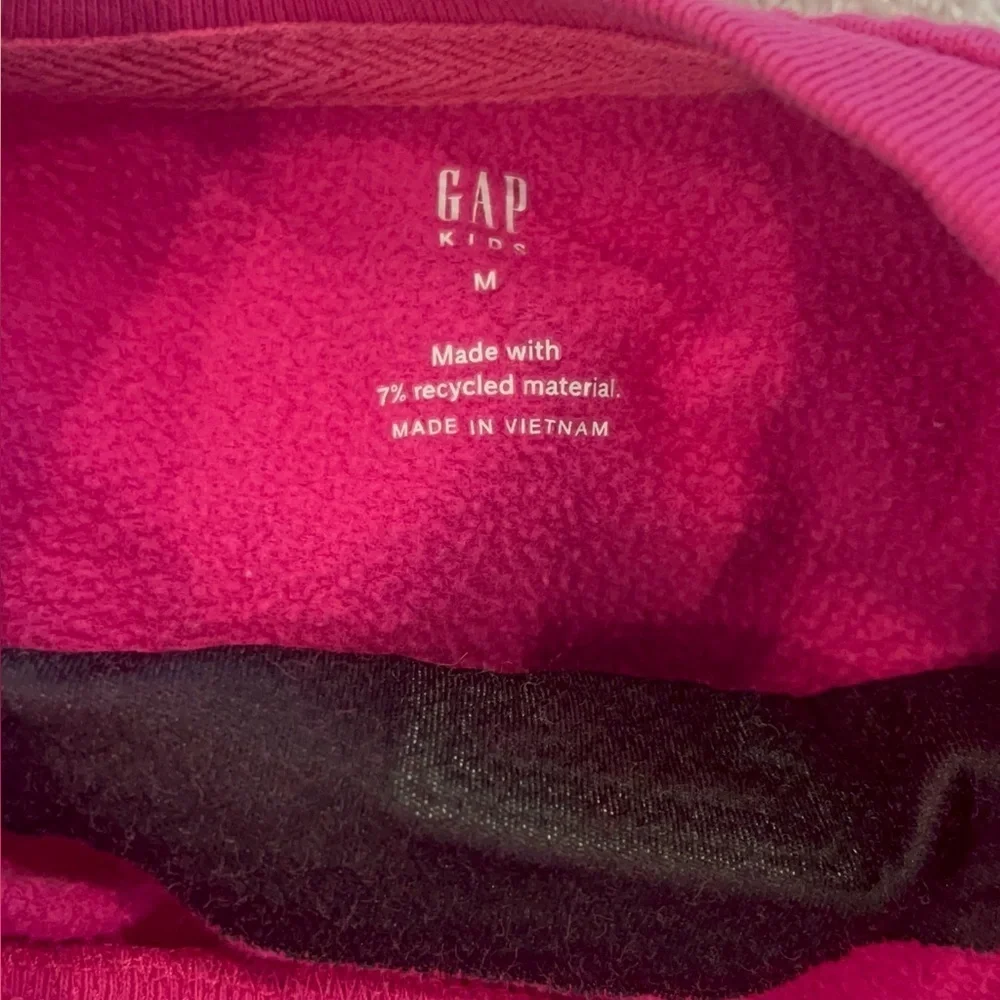 Gap kids sweatshirt size M
